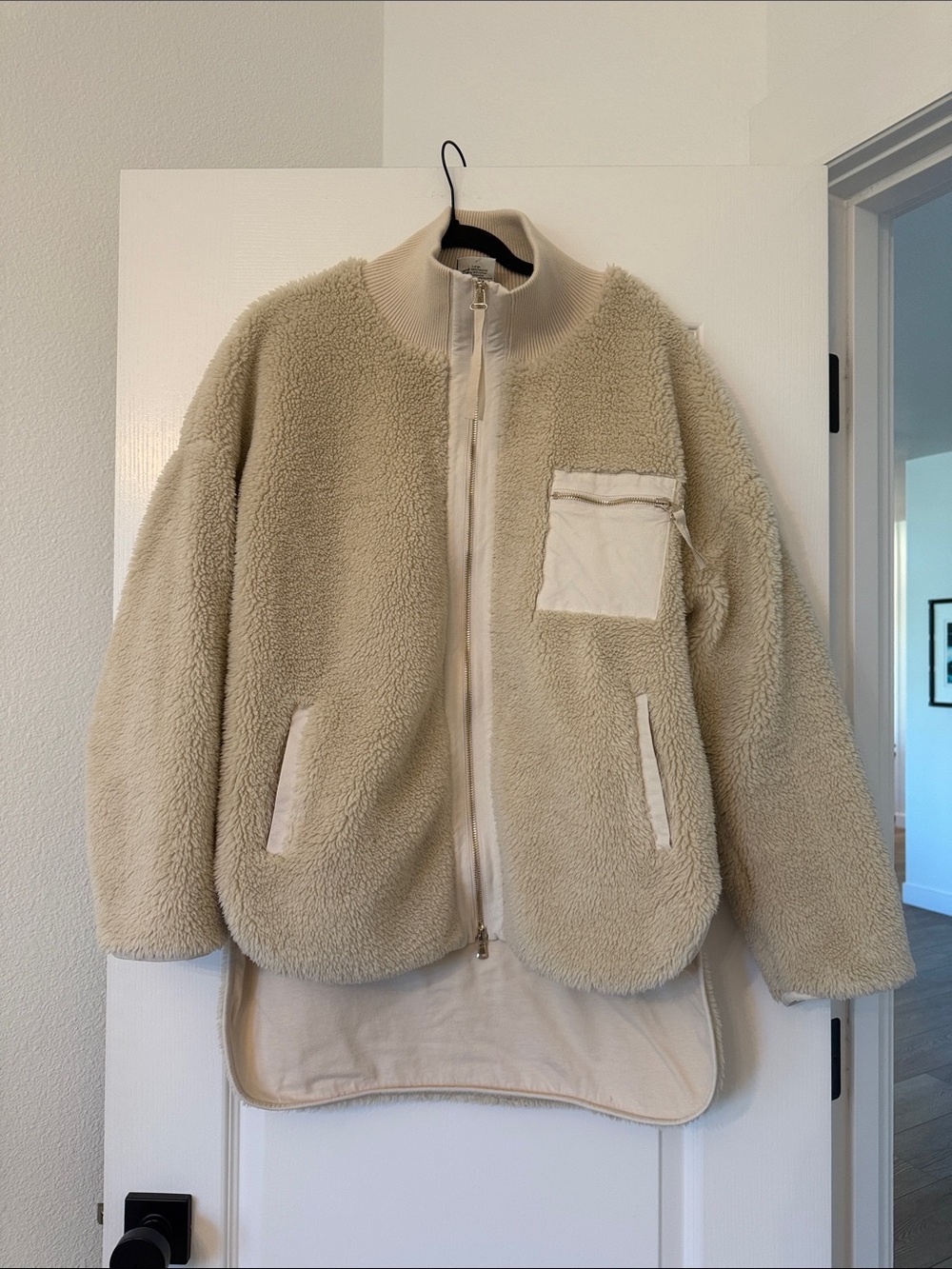 Varley Marney Beige Sherpa Zip-Up Jacket